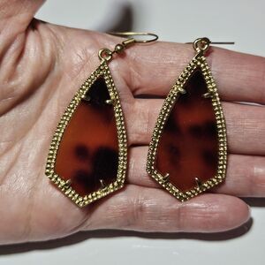 *Sale* Gold Tone Faux Tortoise Shell Dangling Earrings